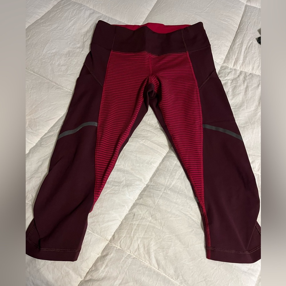 Lululemon Hop To It Crop‎ Legging Full-On Luxtreme in Bordeaux Drama Size 4